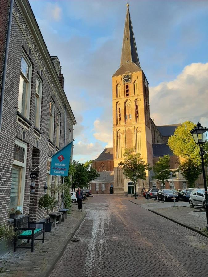 De Juttershoek Centrum Kampen Exteriör bild